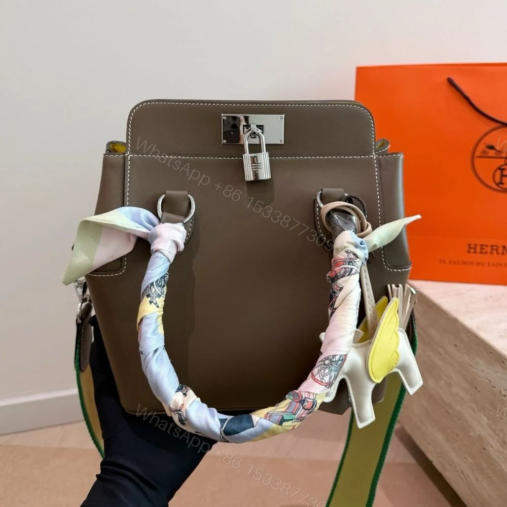 View 3 of Hermes Swift Toolbox 20 Etoupe 24Cm