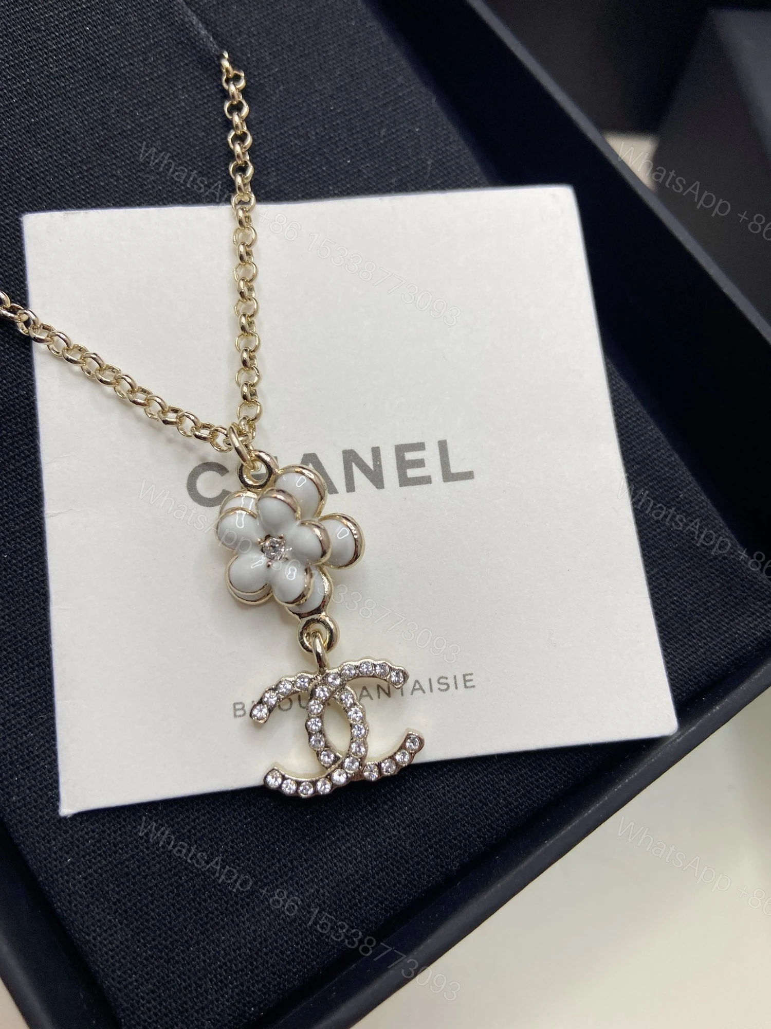 View 5 of EN – Lux Necklace CHL020