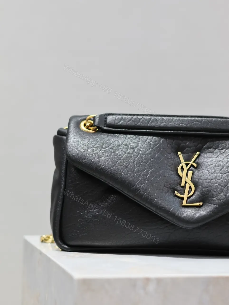 View 6 of Chic Pebble Leather Satchel: Gold Hardware Bag Adjustable-네요