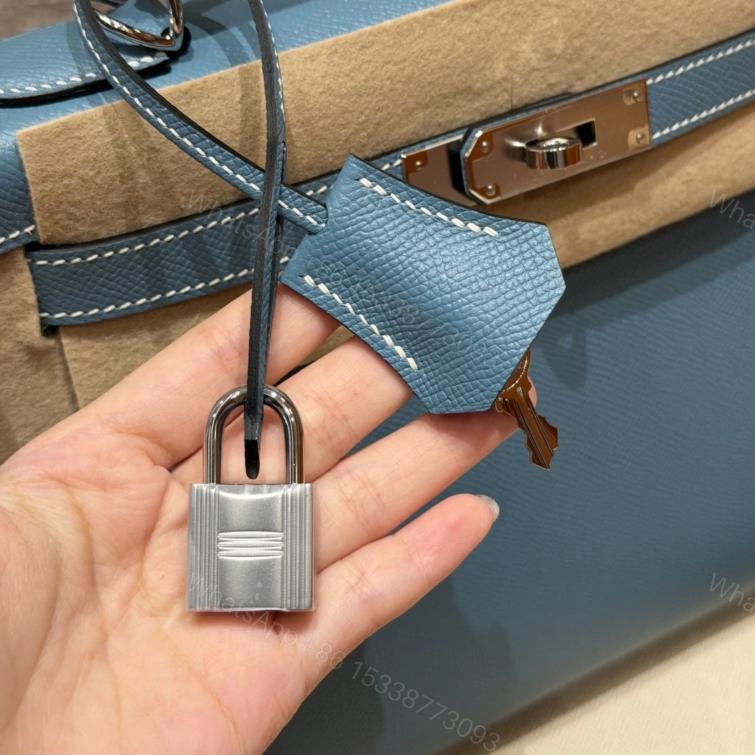 View 22 of 高仿Hermes*Kelly28系列H043130EP7C牛仔藍銀扣牛皮純手工