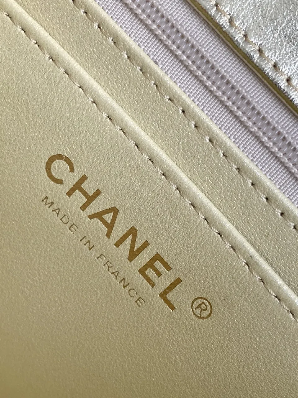 View 5 of Metallic Quilted Chain Bag: Compact Glamour, Weekend-Ready
