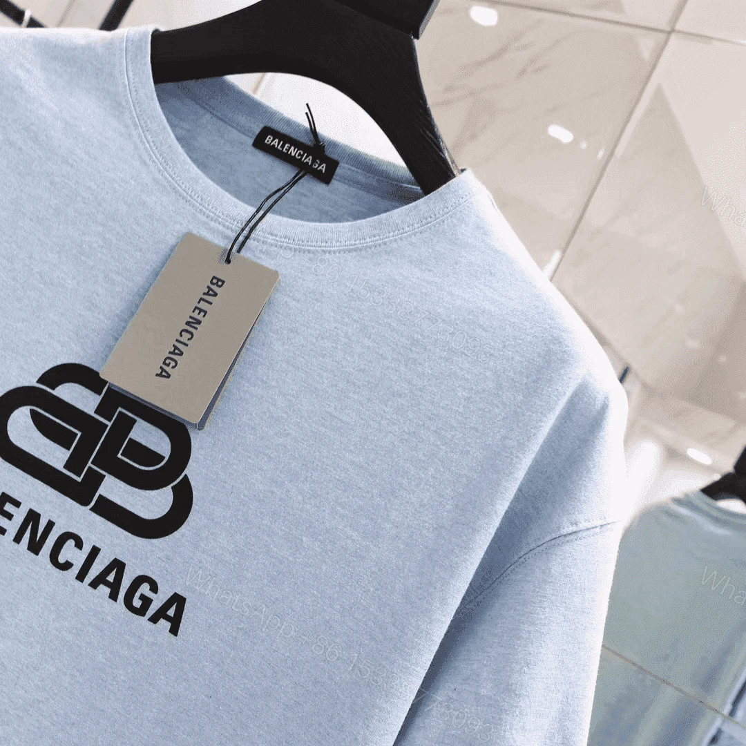 View 3 of BALENCIAGA BB LOGO T-SHIRT – BB35