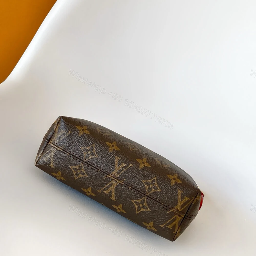 View 5 of LV Pochette Hills