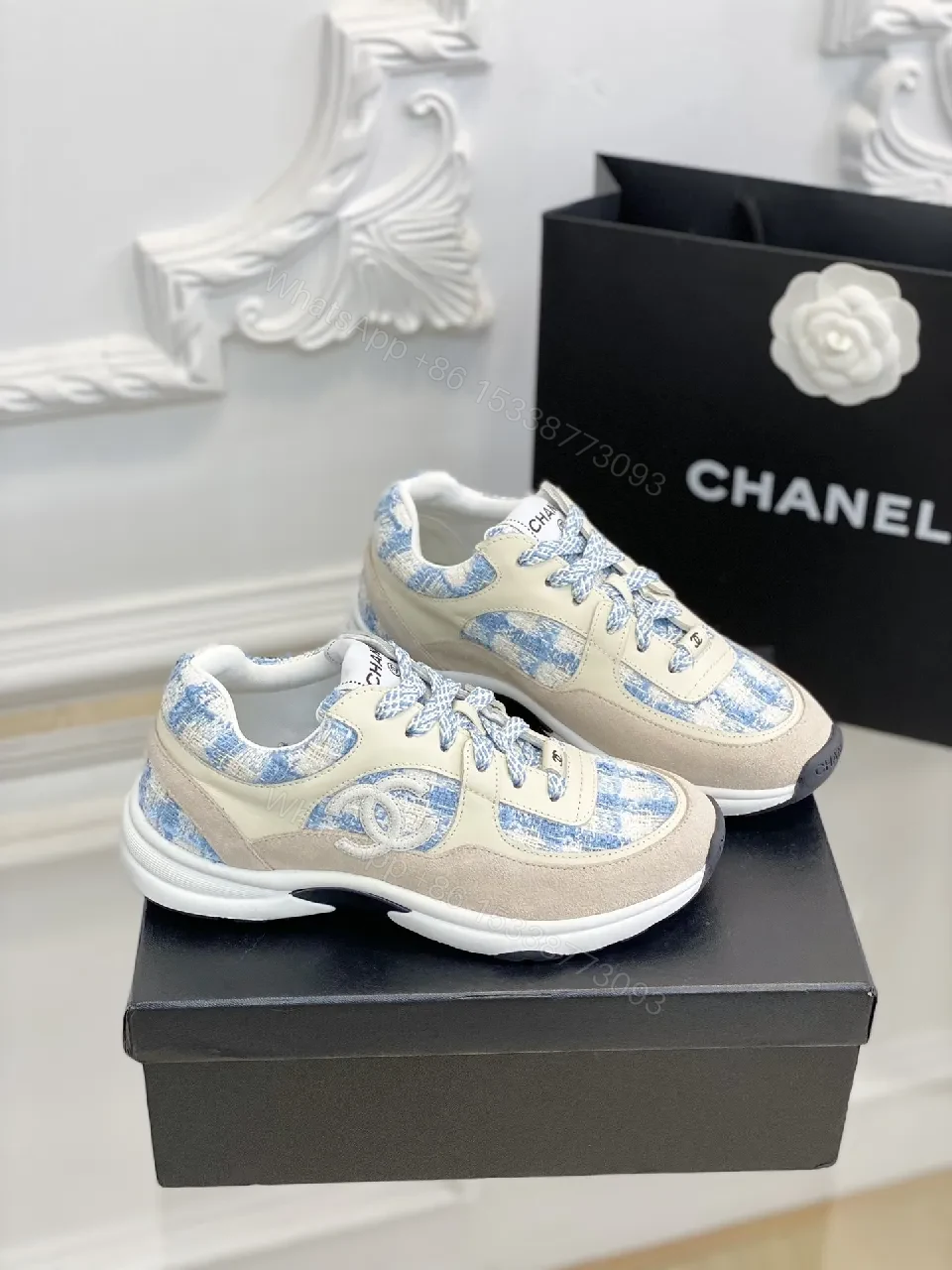 Knit-Panel Luxe Sneakers: Soft Texture, Cushioned Comfort — view 1