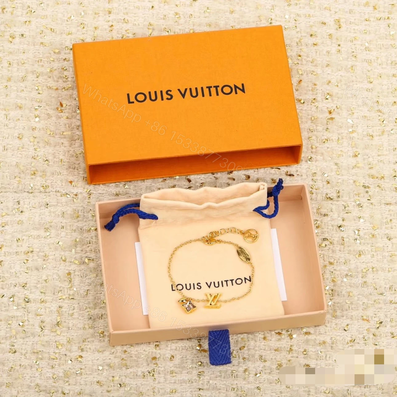 LV A貨雙吊墜拼接項鍊 金銀配色設計時尚百搭精品 — view 1