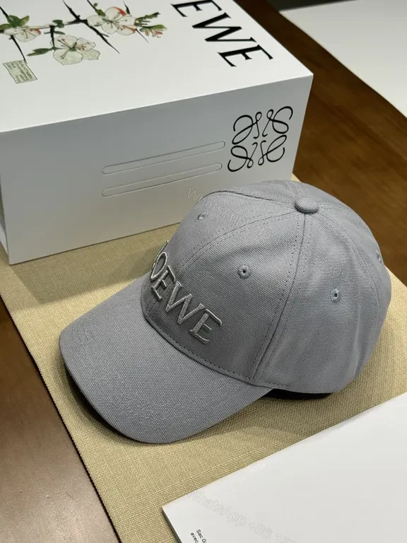 Gray Structured Cap: Signature Texture, All-Day Comfort Cap — view 1