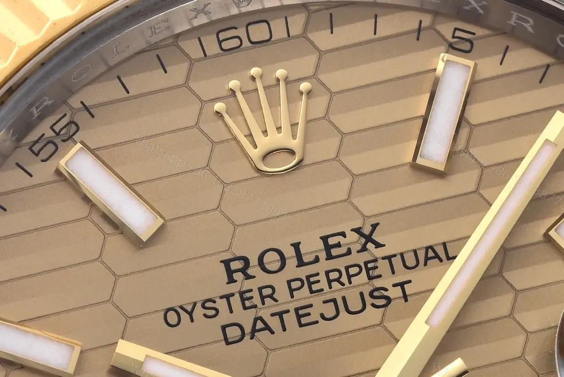 View 3 of Rolex Datejust 41 Rolesor Yellow Fluted Oyster Champagne – Fluted 126333-0021