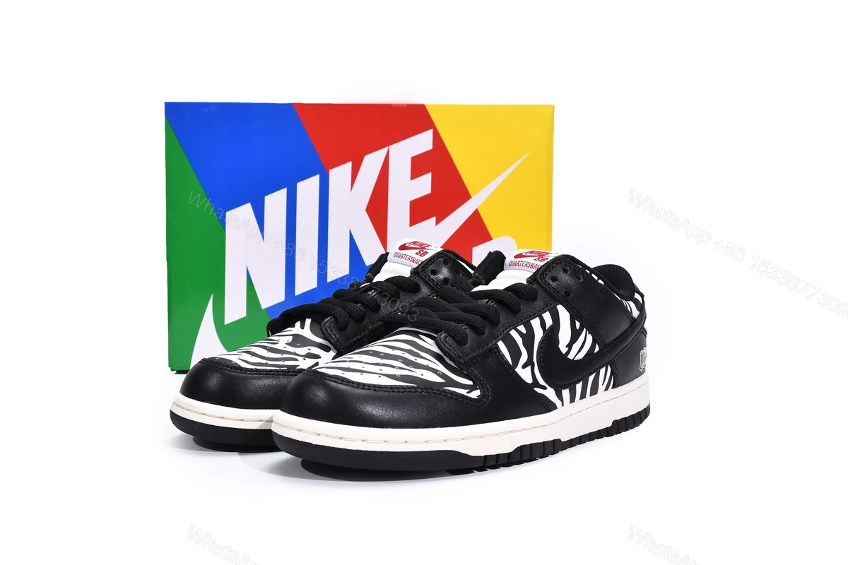 Quartersnacks x Nike SB Dunk Low Zebra DM3510-001 — view 2