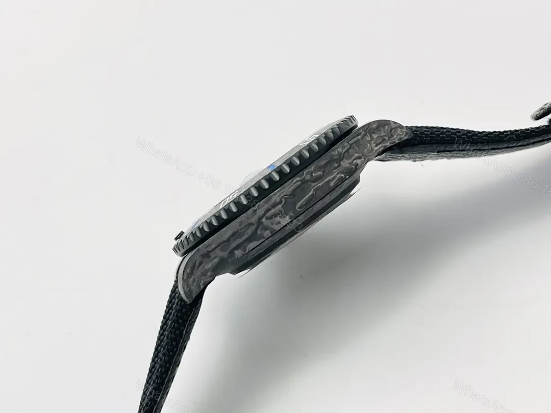 View 6 of Fake Rolex Submariner Carbon Ultra Light 40mm ROLEX-CARBON-40