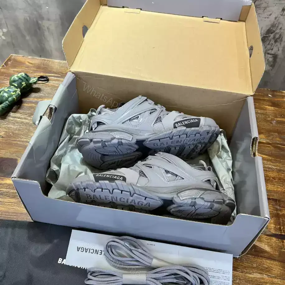 View 6 of BALENCIAGA TRACK SNEAKER – BB246