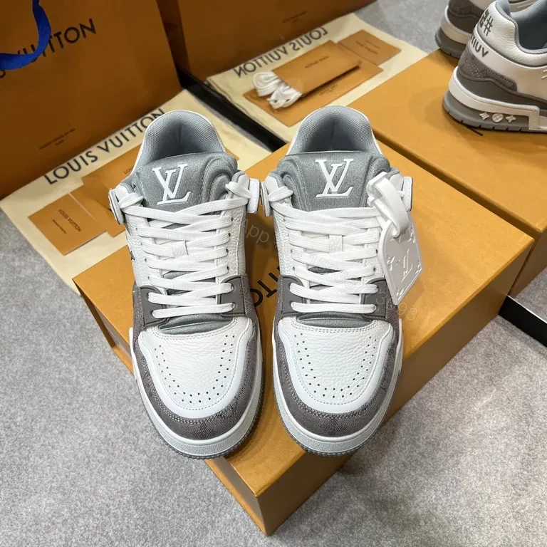 Sophisticated LV-Inspired Leather Sneakers - All-Day Comfort — view 1