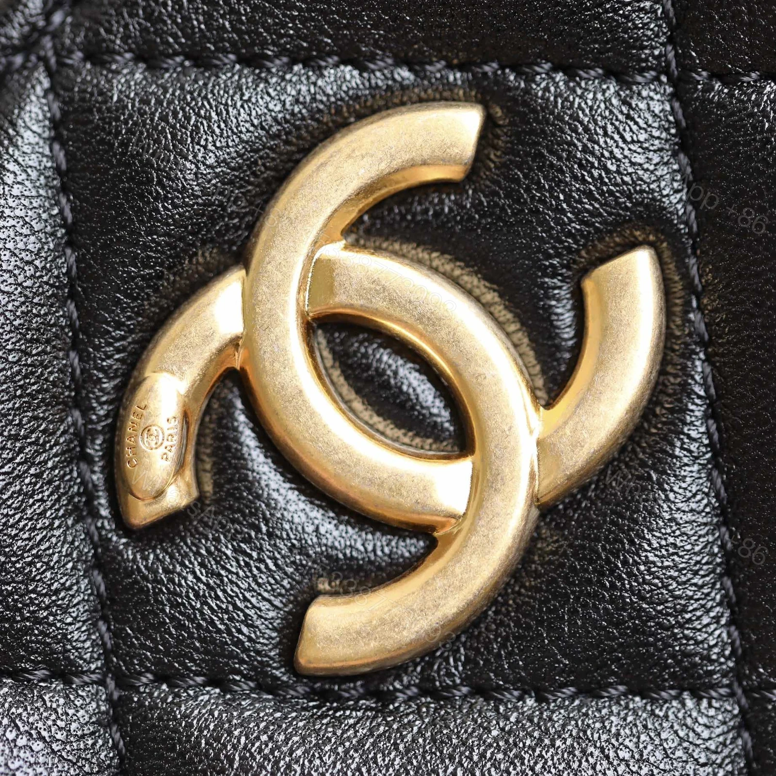 View 12 of Chanel高仿奢侈品腋下包23aHobo系列黑金免檢版