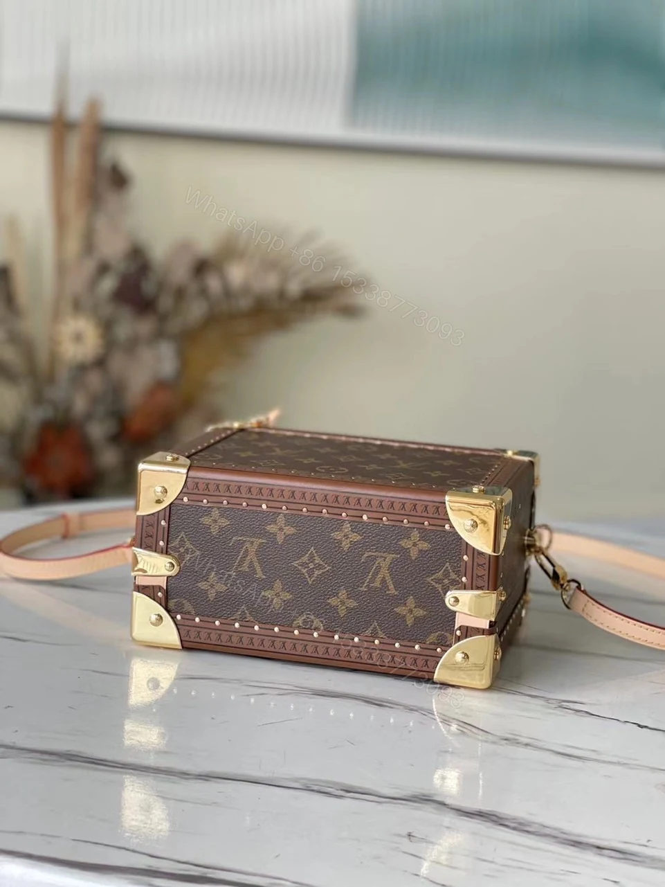 View 7 of Louis Vuitton LV Valisette Tresor Monogram Handbags 22.5×14.5×11.5cm