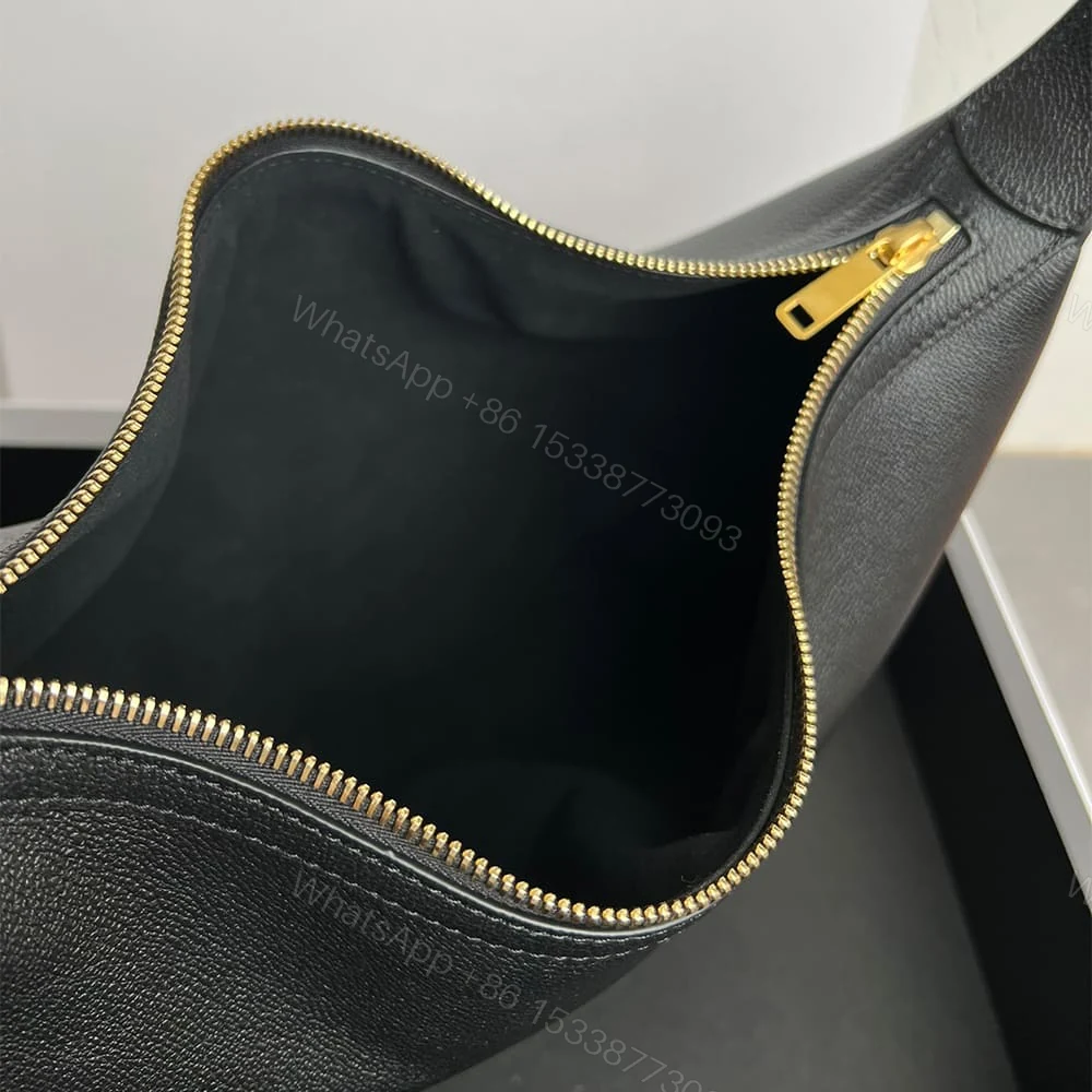 View 8 of CELINE MEDIUM HELOISE BAG(HIGH-END GRADE)