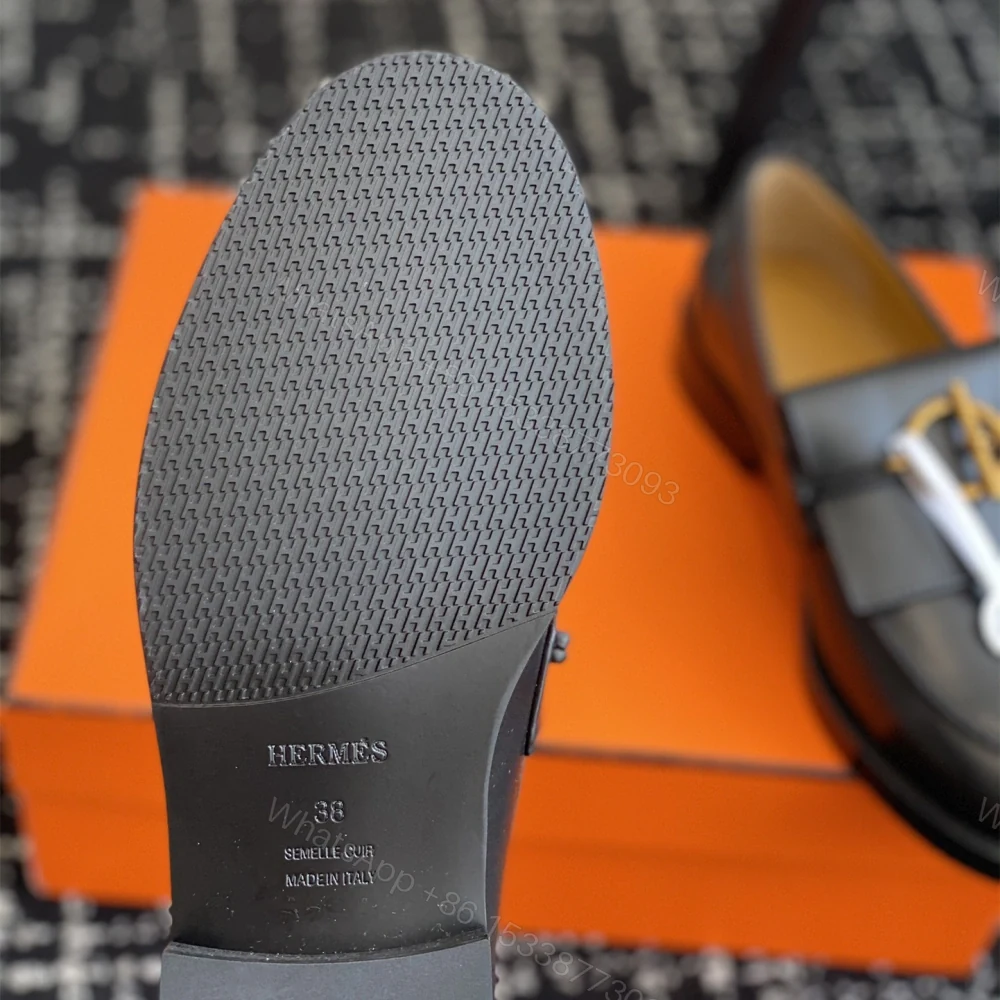 View 9 of 高仿Hermes*H241143Z02塔扣小羊皮樂福鞋黑色免檢版
