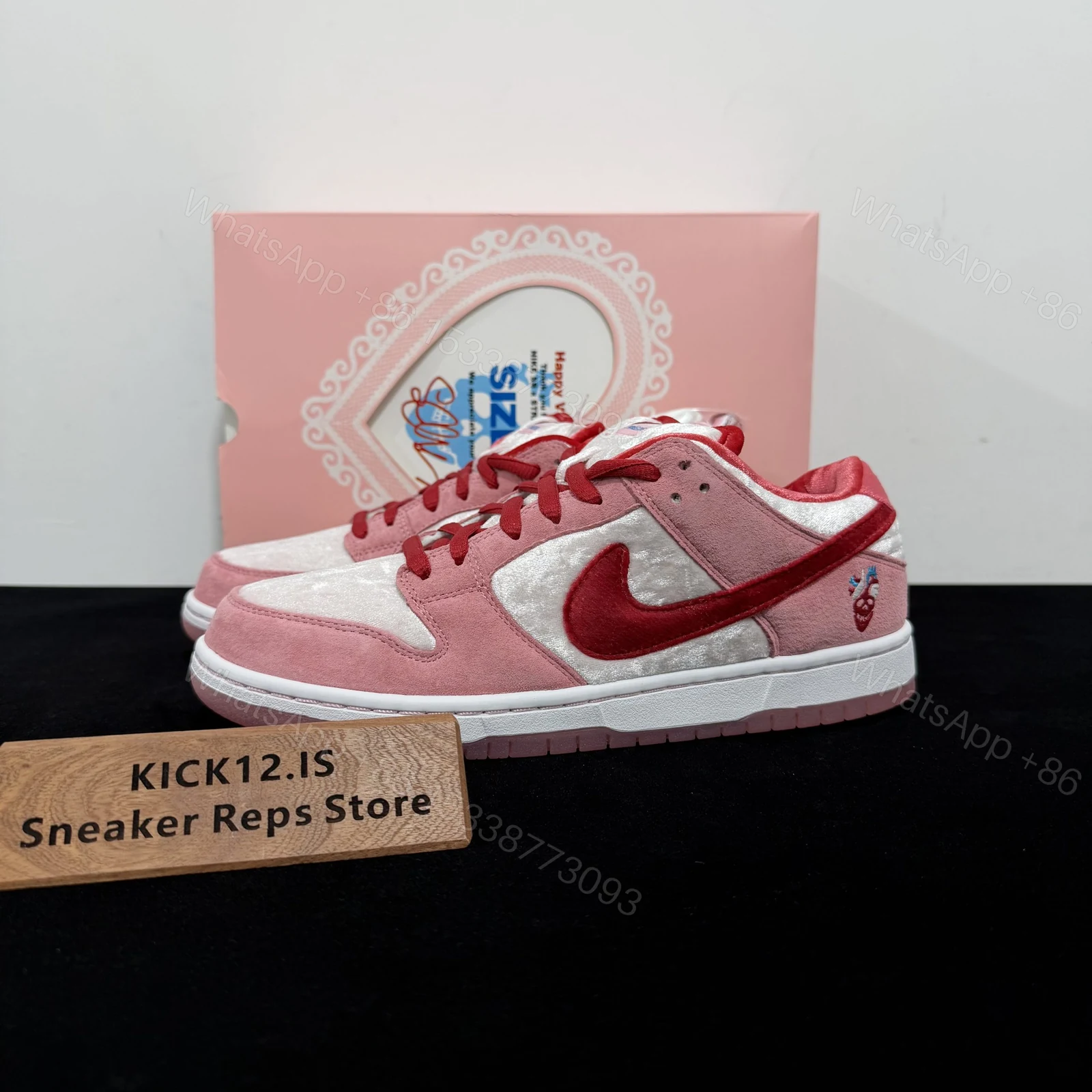 Nike Dunk SB Low Strangelove Reps — view 1