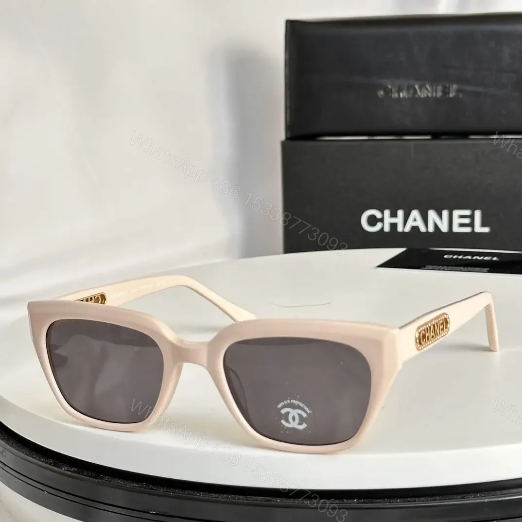 CHANEl — view 1