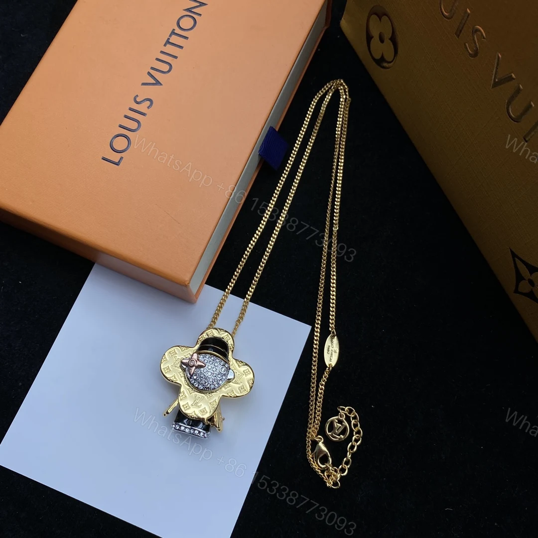 EN – Lux LV Necklaces 051 — view 1