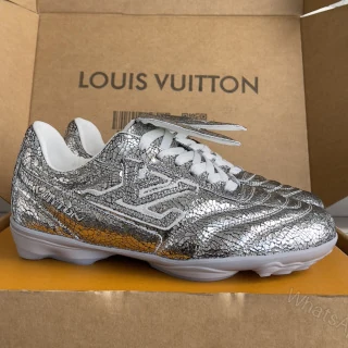 Louis Vuitton LV Footprint Soccer sneakers — view 1