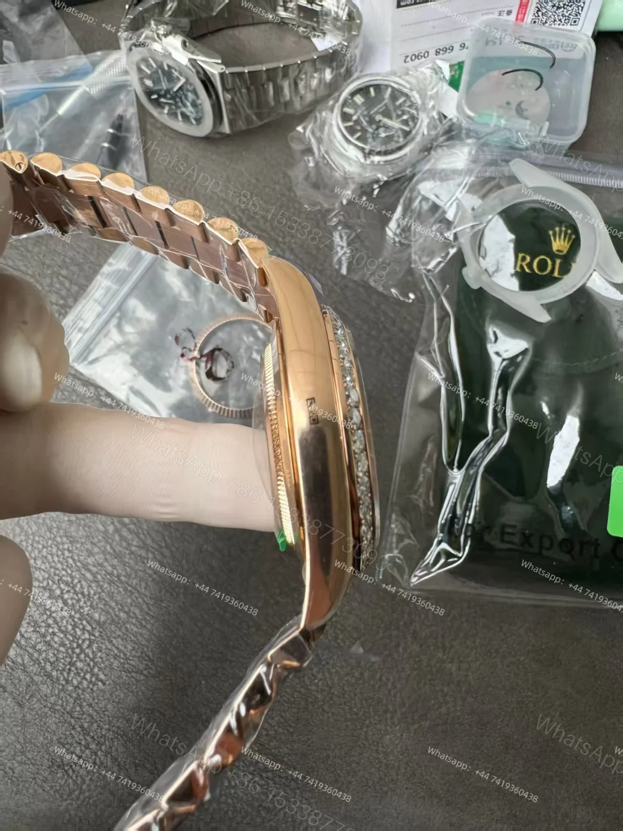 View 14 of Rolex Day-Date M228345RBR-0011 1:1 Replica Olive Green Dial Moissanite Bezel 40MM 3255 Movement Presidential Bracelet Super Clone Watch
