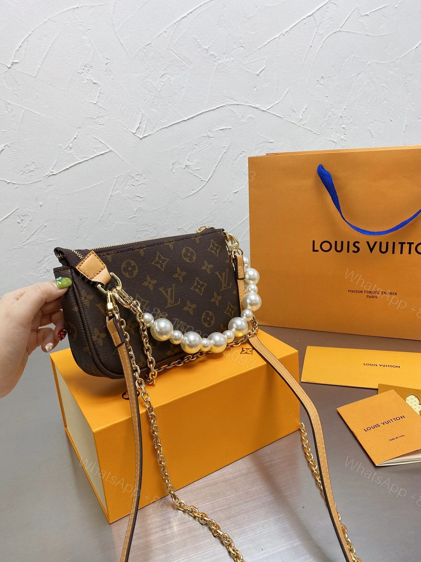 LV Ivy Monogram — view 1