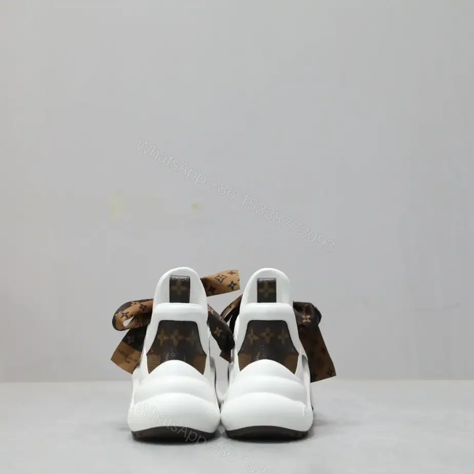 View 7 of LV ARCHLIGHT SNEAKER – LSVM012