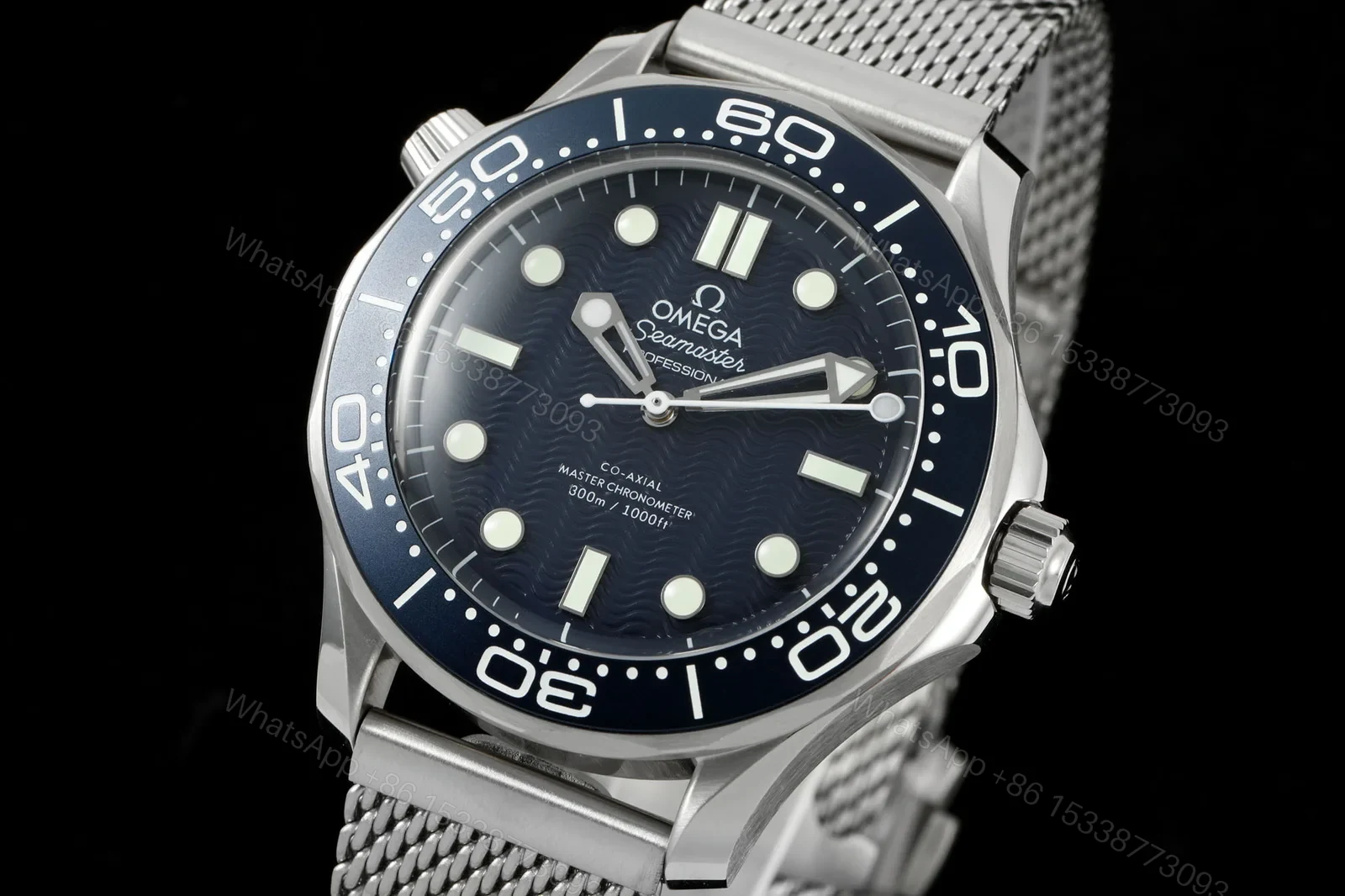 View 3 of Omega Seamaster Diver 300M No-Date Master Co-Axial 42 Stainless Steel Black Bracelet 210.30.42.20.01.010
