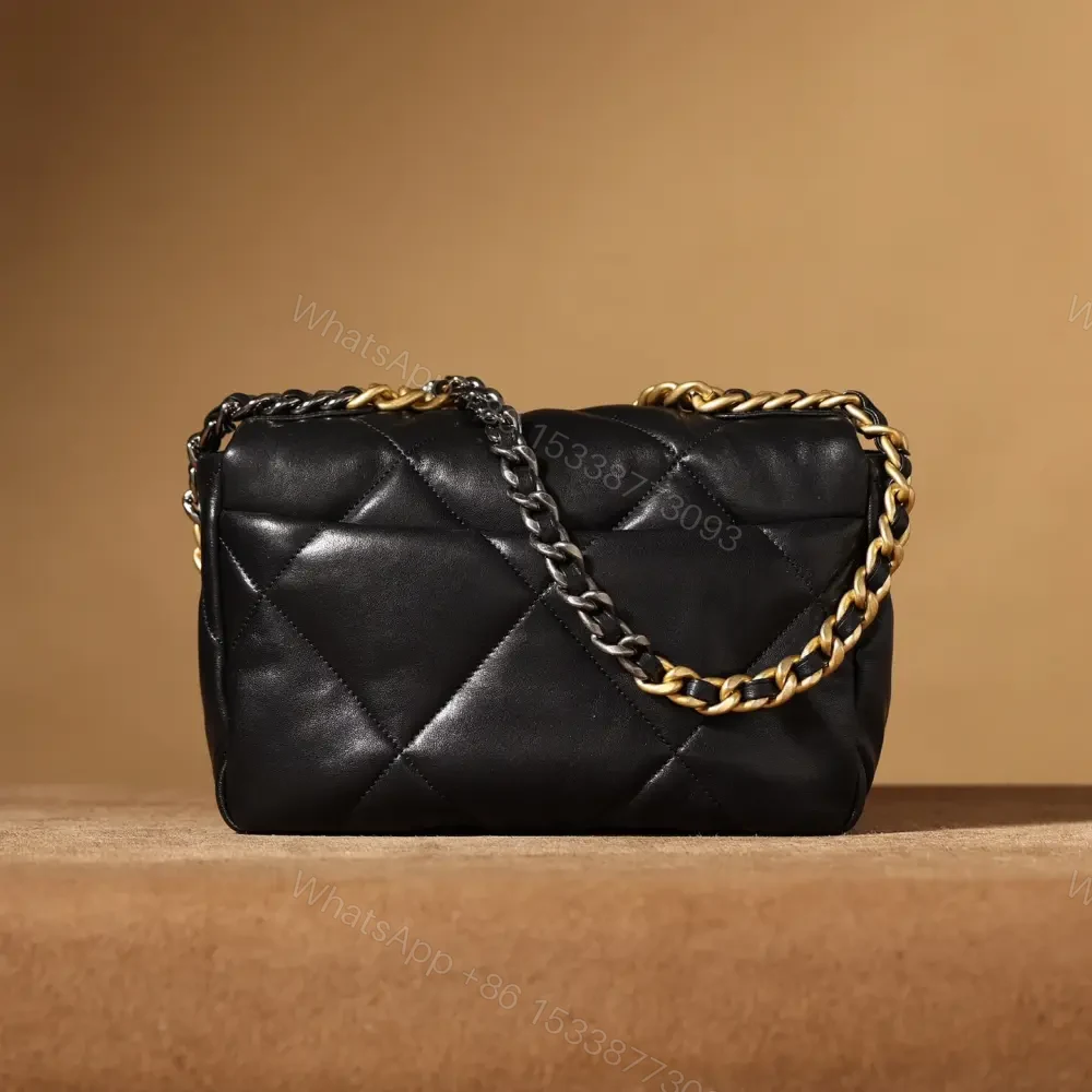 View 2 of 高仿Chanel*19Bag系列小羊皮口蓋包黑色XS免檢版