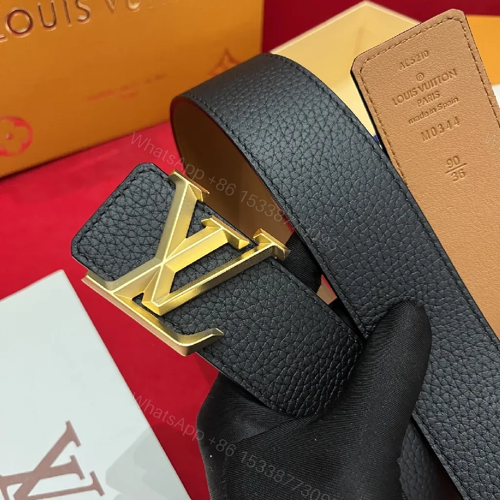 Classic Black Leather Belt with Gold Buckle - Unisex Luxury Accessory — view 1