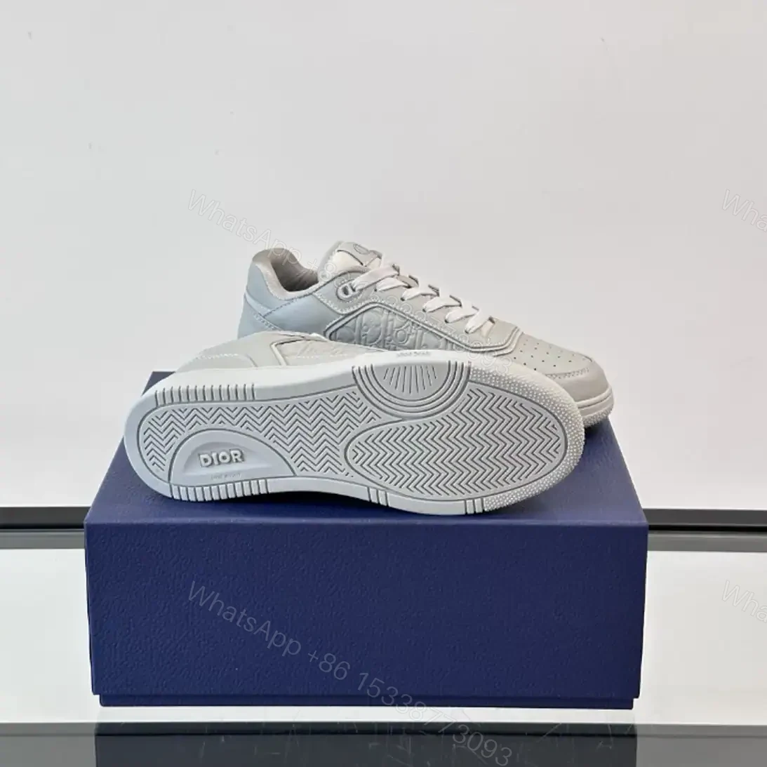 View 4 of DIOR B27 UPTOWN LOW-TOP SNEAKERS GRAY GRAINED CALFSKIN AND GRAY GRAVITY LEATHER – CD221