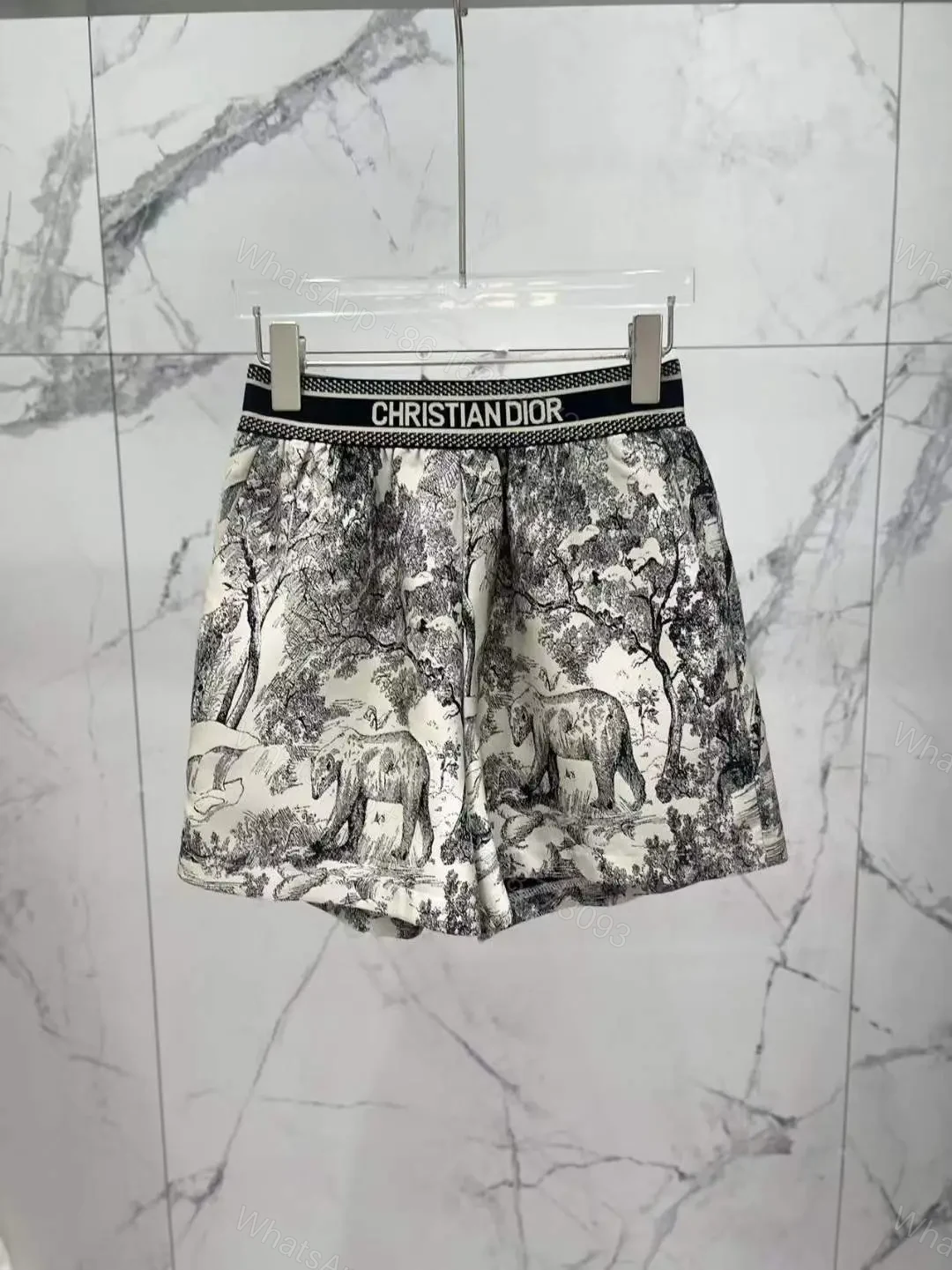 DIOR — view 1