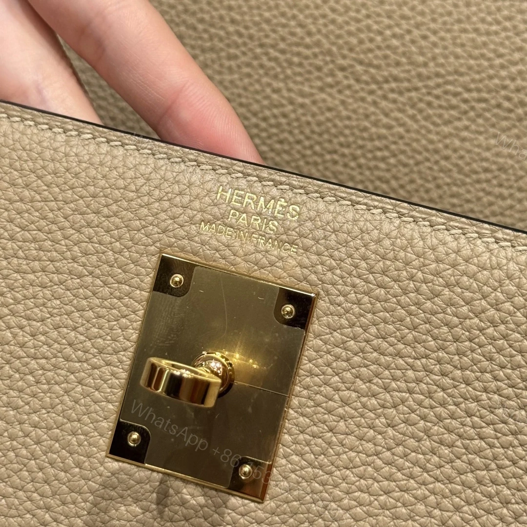 View 22 of 高仿Hermes*Kelly28系列H043230TCS2風衣灰金扣牛皮純手工