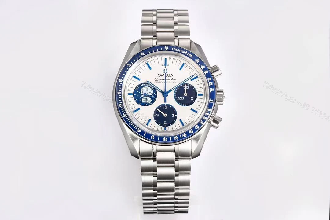 Omega Speedmaster Silver Snoopy Award Replica — view 1