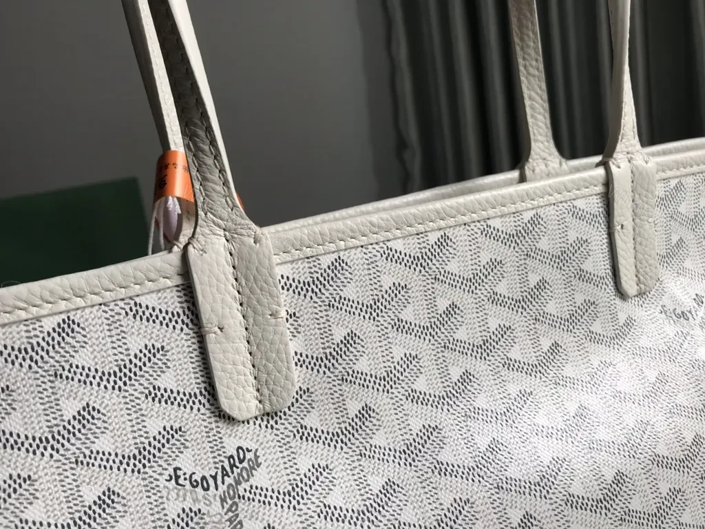 View 8 of Premium Goyard-Style Satchel: Sculpted Texture & Craftsmanship