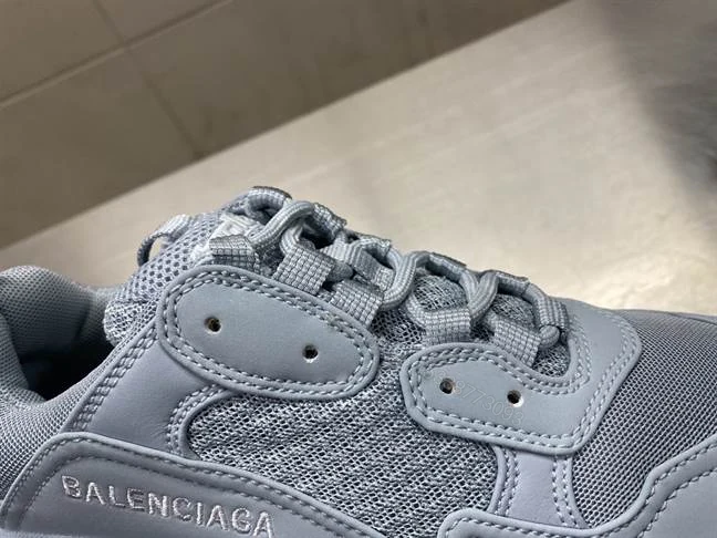 View 9 of BALENCIAGA TRIPLE S SNEAKER – BB175
