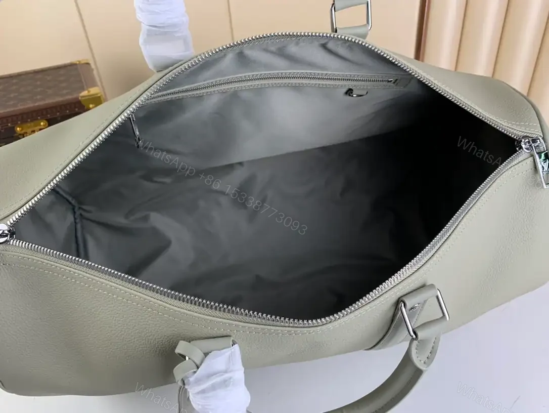 View 4 of LOUIS VUITTON KEEPALL BANDOULIÈRE 50 IN GREY – LBV424