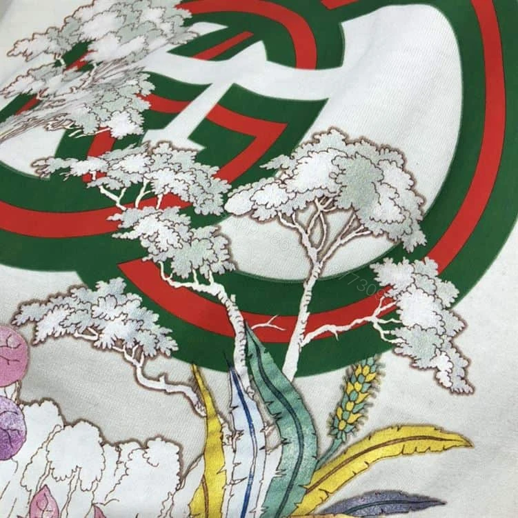 View 4 of Gucci T-shirt – GC58