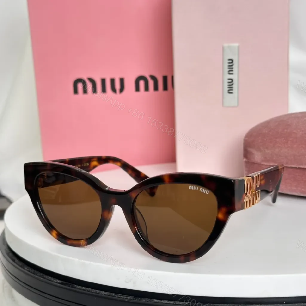 View 9 of Gradient Round Sunglasses with Luxe Logo Detailing (60 chars)