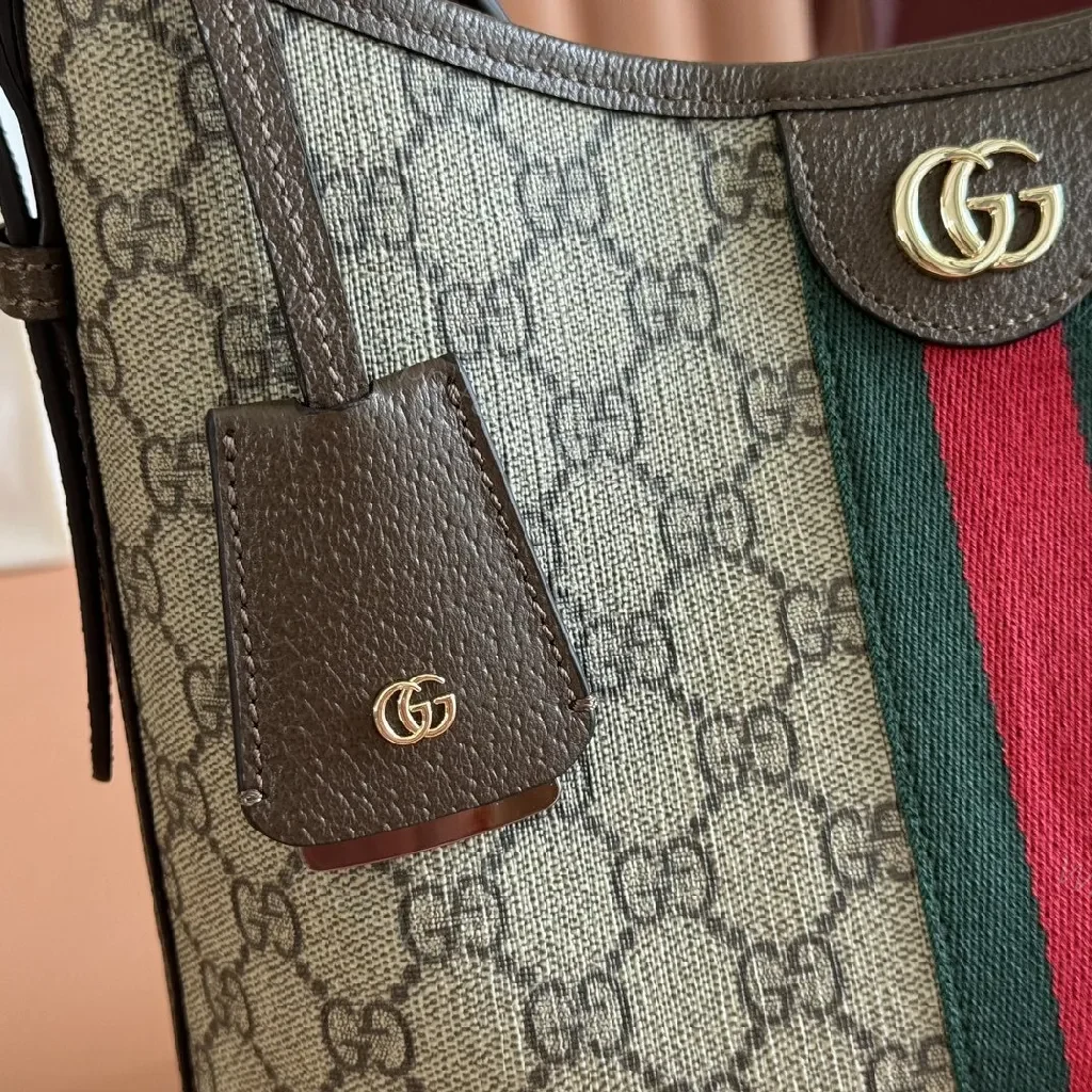 View 5 of Green-Red Web GG Messenger Bag: Leather Trim, Modern Sophistication