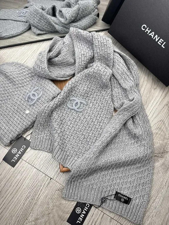 View 9 of Textured Chanel-Style Knit Set: Scarf & Beanie, Ultra-Cozy Luxury