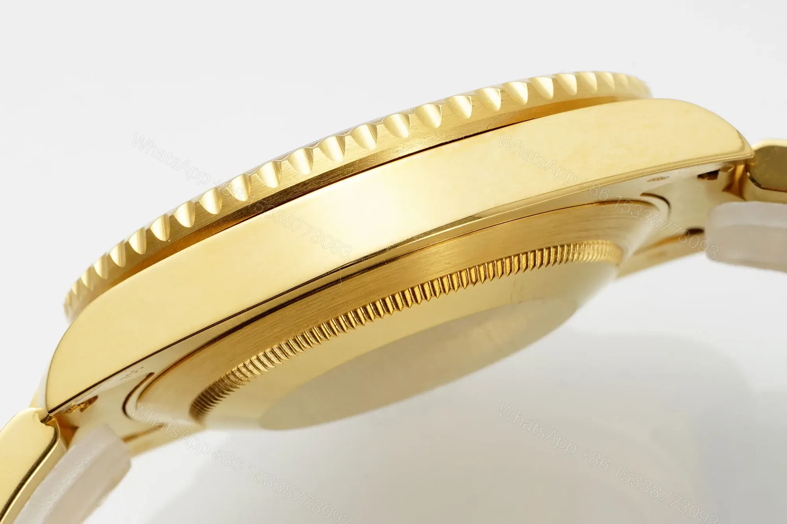 View 7 of Rolex Submariner Date Yellow Gold Blue 116618LB-0003
