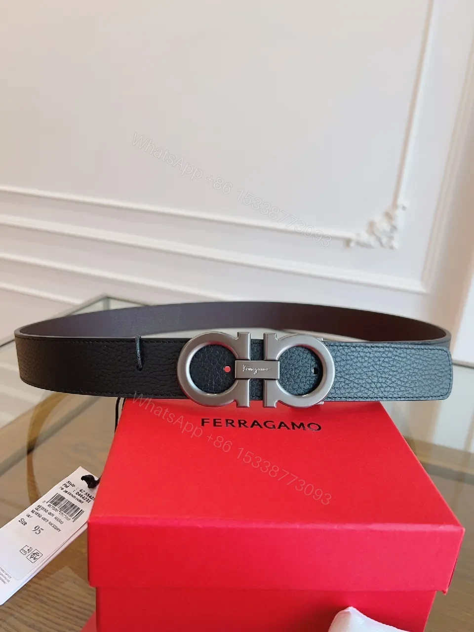 Premium Leather Belt with Interlocking Buckle - Modern Luxury — view 1