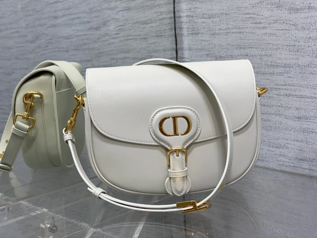 Dior 一比一白色CD Logo小型Bobby半月包 奢華金屬扣飾 — view 1