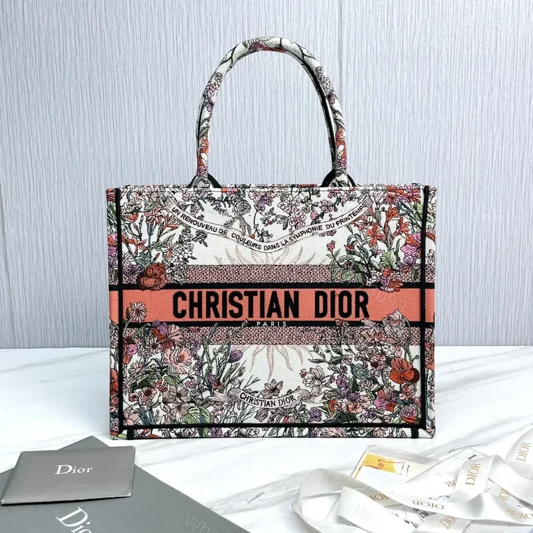 Vibrant Floral Canvas Tote: Luxury Everyday Carry-All — view 1