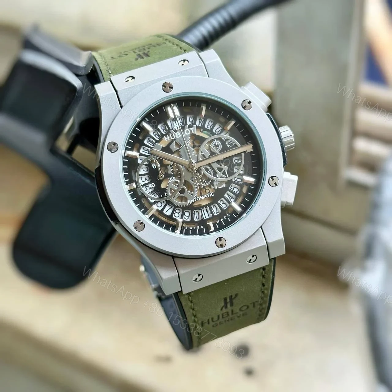 Hublot Big Bang Matt Gray Iconic — view 1