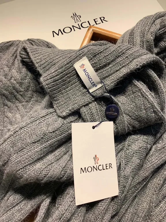 View 7 of Grey Wool-Blend Moncler Knit Beanie & Scarf Set