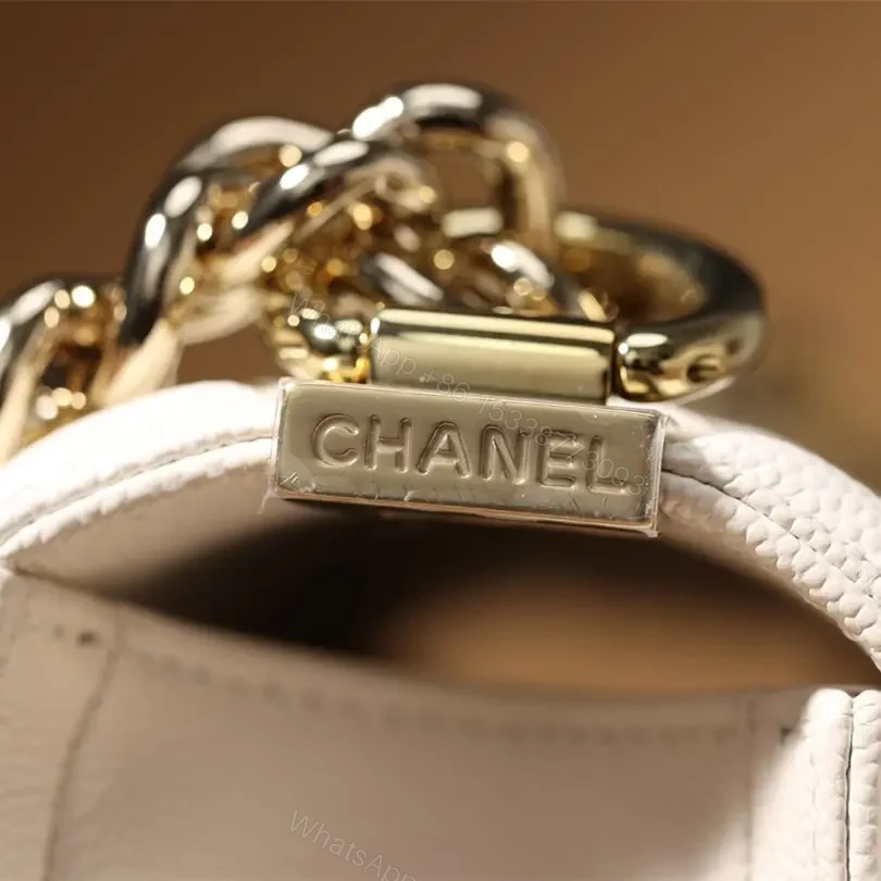 View 10 of 高仿Chanel*LeBoy白色口蓋包S免檢版