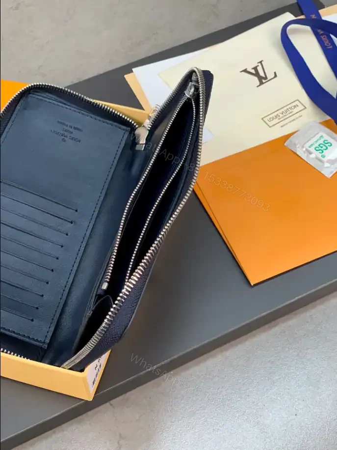 View 5 of LV ZIPPY VERTICAL WALLET DAMIER INFINI LEATHER – LBV402