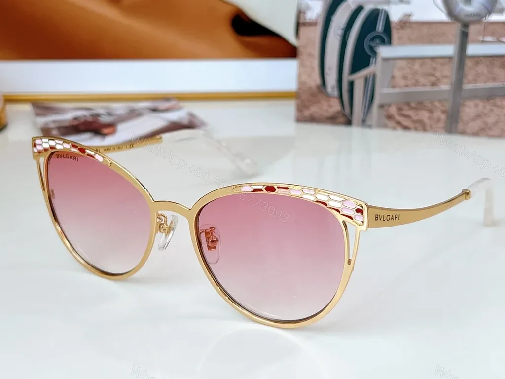 View 9 of Chic Metal Sunglasses with Gradient Lenses and Texture