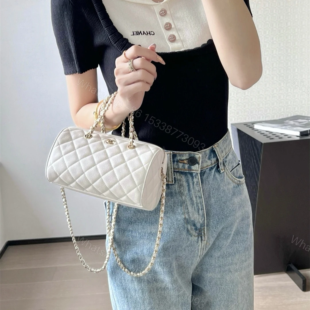 View 21 of 高仿Chanel*25P系列4385荔枝紋牛皮單肩包白色小號免檢版